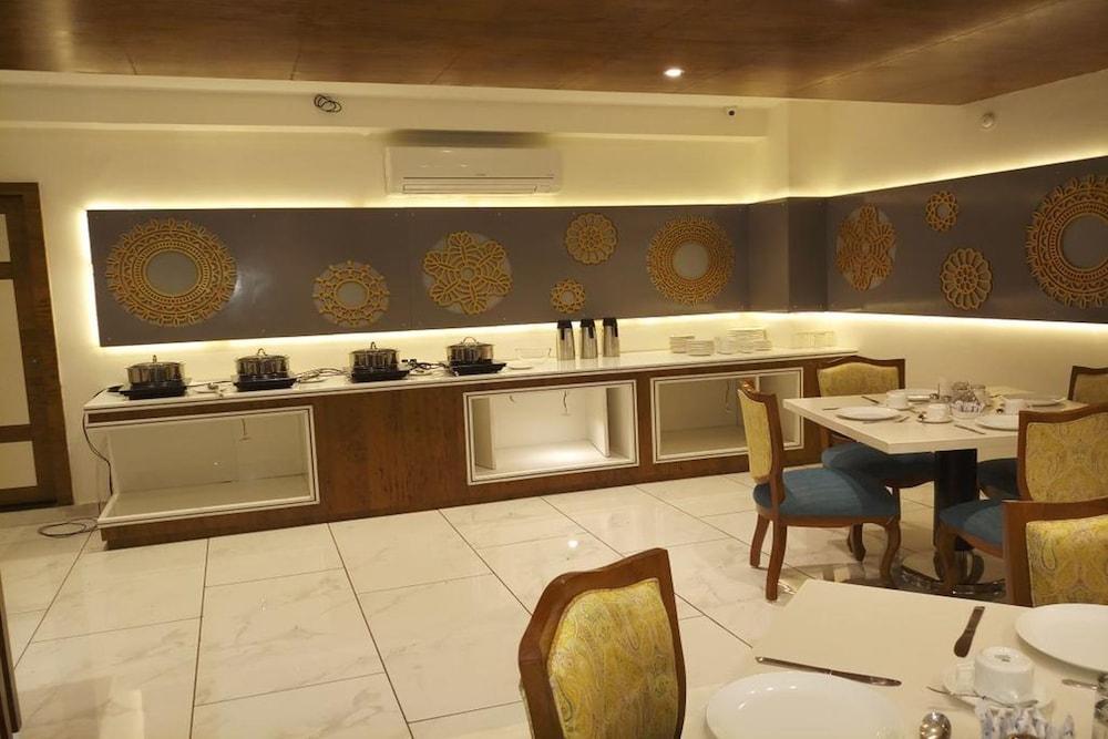 קוטה Hotel Narayanam מראה חיצוני תמונה